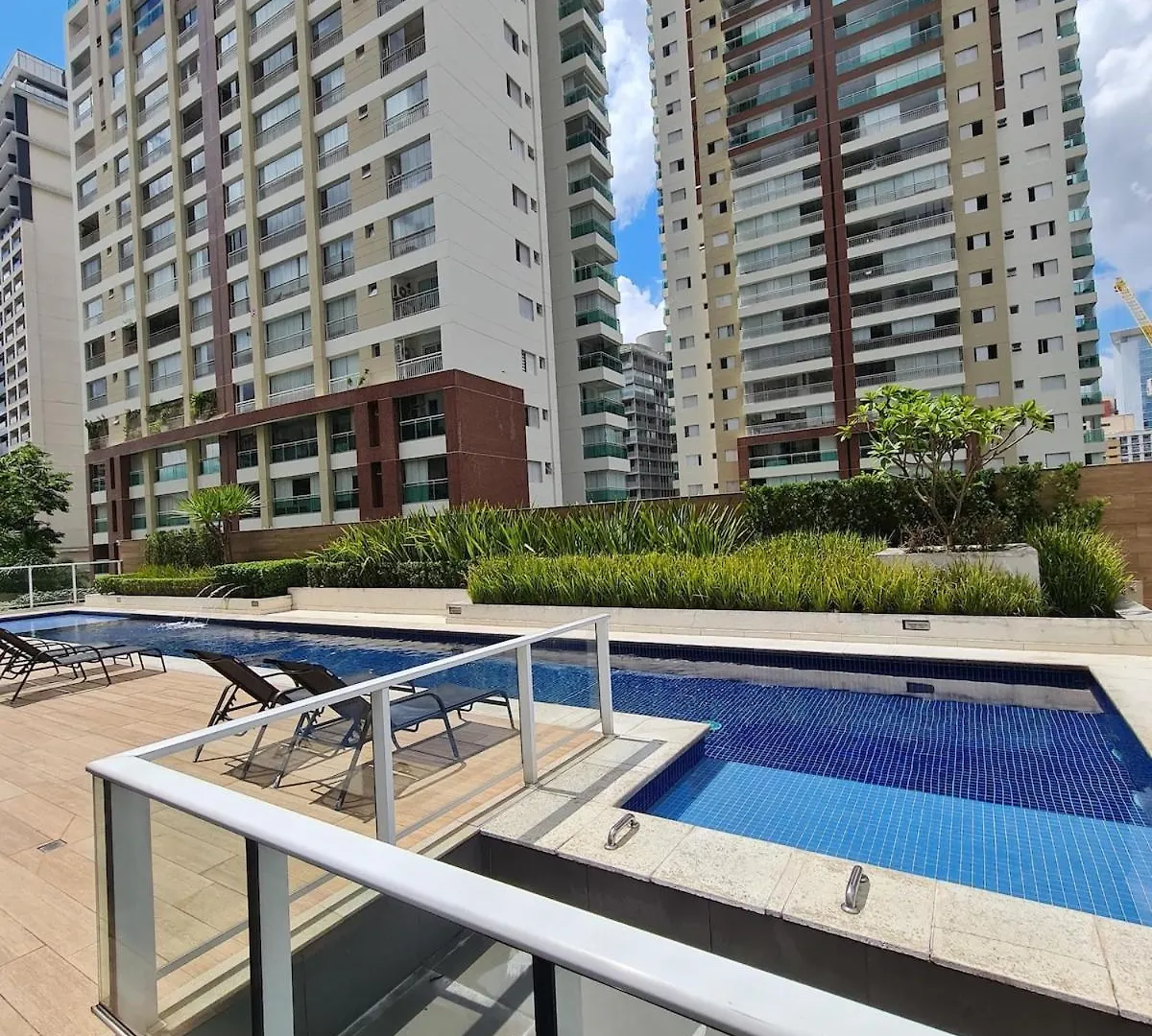 Apto 1 Quarto - Predio Com Piscina - Garagem - Vision Paulista contacts